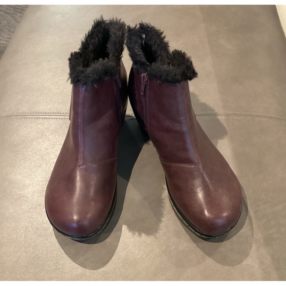 JBU BY Jambu “Mesa” Faux Fur Lined Bootie Burgundy - Picture 2 of 6